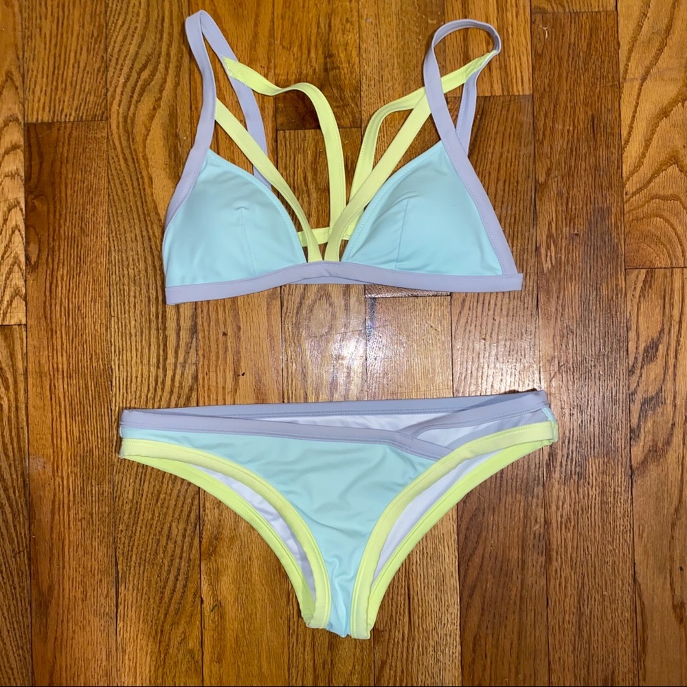 Victoria’s Secret Bikini top